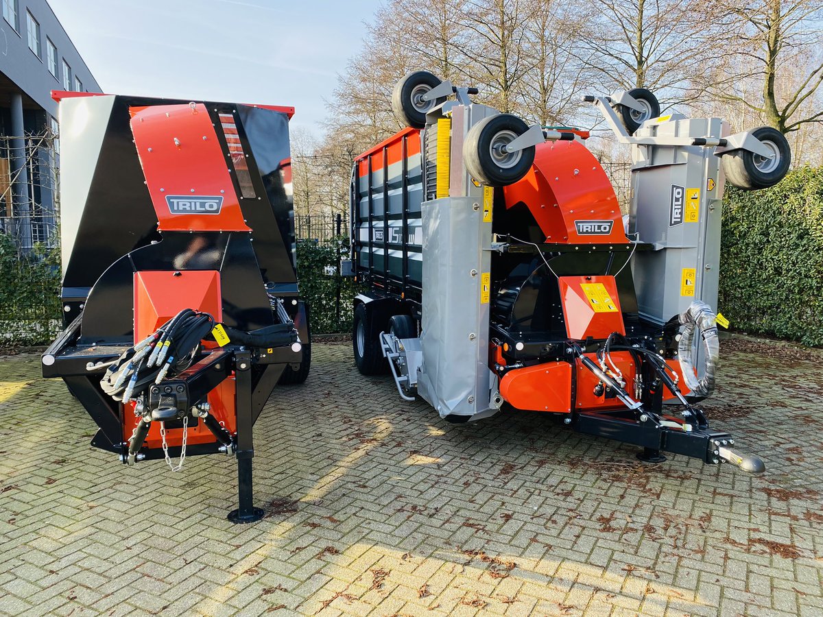 Vanmac_FDrissen's tweet photo. @Trilo_equipment S10 and S10W next to each other ready to leave from our factory to the customers. Beautiful grass vacuüm sweepers with 4 wheels in a line. #turfproducers #sodproducers #turf #sod #turfindustry #sodindustry @ETProducers @vanmacltd1 #wehaveadreamanditsgreen https://t.co/Y06qBYQTQU