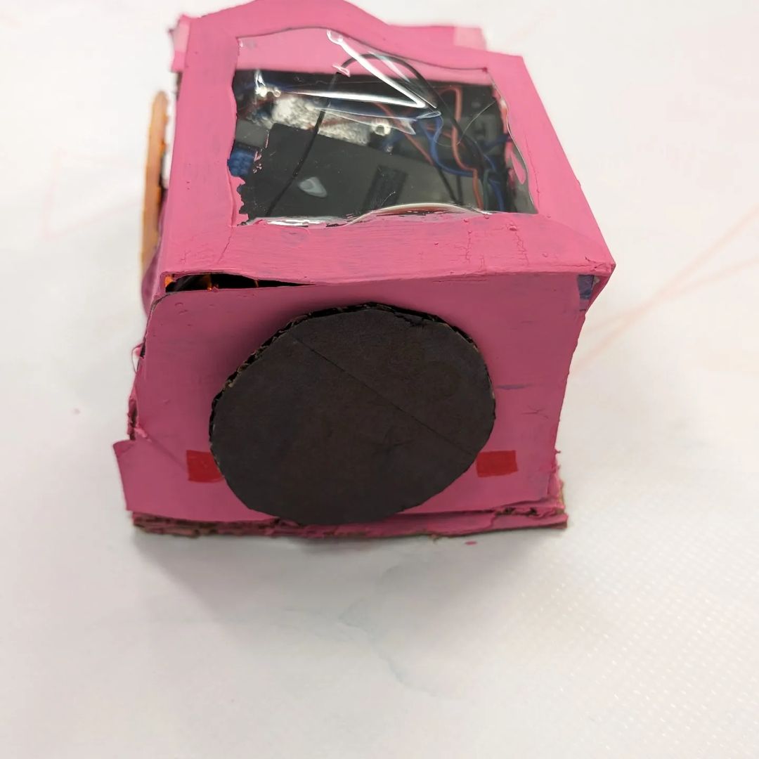 birdbraintech's tweet photo. Come on Barbie, let's go party! 💕🌈 Talk about arriving in style - this #HummingbirdKit Barbie Jeep rover would be the talk of Malibu. We love when students combine their interests w/ CS to create amazing, personally meaningful robots like this one from @the_Tech_lady! https://t.co/uwBumfH4fJ