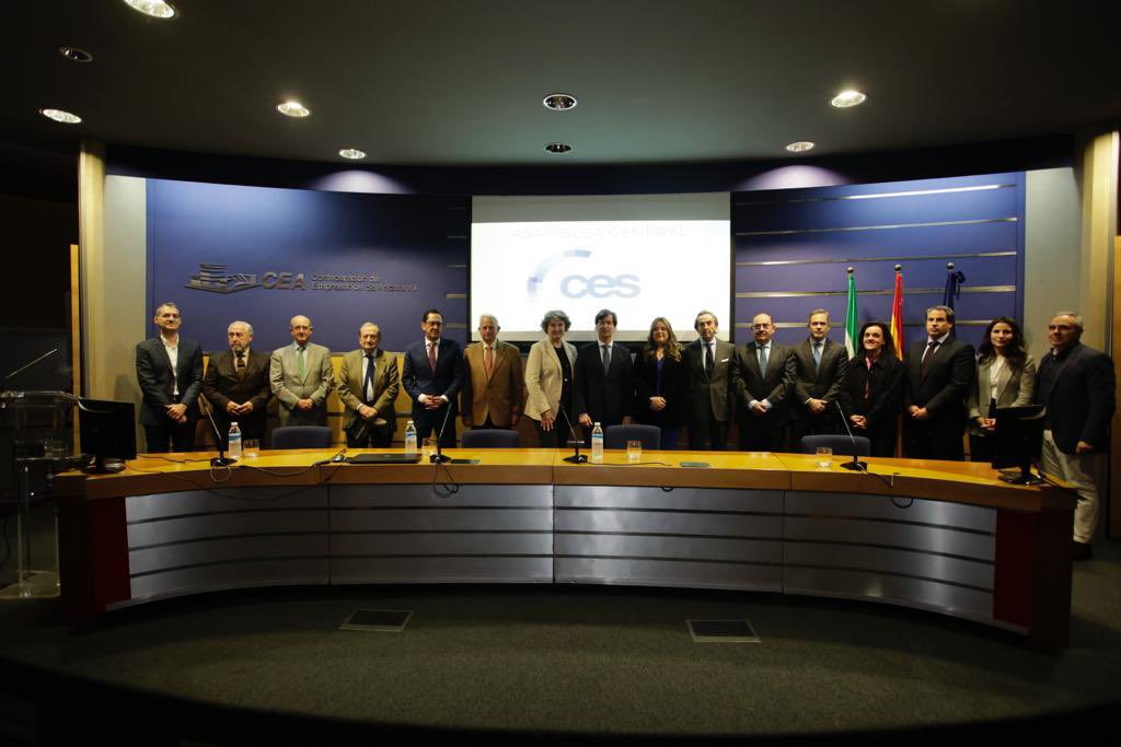 🔈🔈 Miguel Rus Palacios ha sido reelegido por aclamación presidente de la <a href="/CES_Sevilla/">Empresas de Sevilla</a> para los próximos cuatro año durante la Asamblea Electoral de la patronal, donde también se han elegido al resto de miembros del comité ejecutivo que formarán parte de su equipo