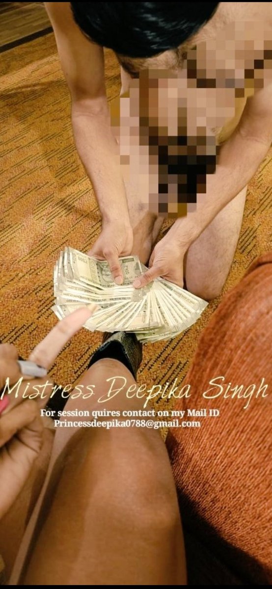 Devil429564's tweet photo. Some I feel pity on my my $laves  working so hard  🏃day 🌞 &amp; Night 🌑 and finally submit all his cash 💴💵💶 under my Feet 👣,  thats the power 💪 of your superior Goddess. https://t.co/pJUcLA5w4x