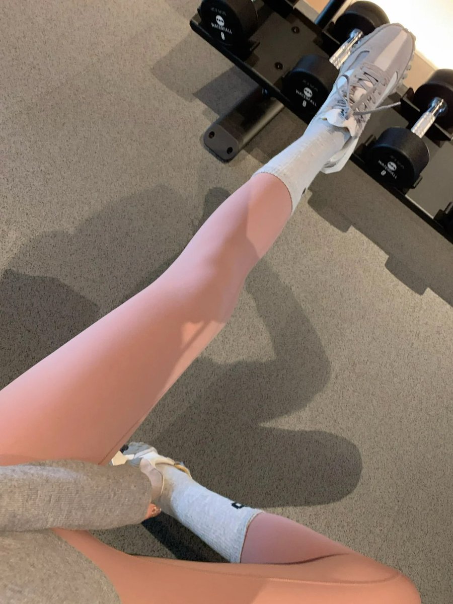 kuruwai1's tweet photo. Only worked out so I could show off my fit https://t.co/0EmFx5x8Bt