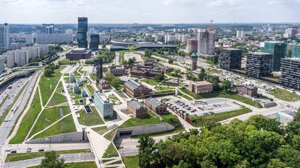 As a member of the scientific committee, I invite you to send abstracts (meeting of Polish Social Psychological Society). Some sessions will be in English, some about moral psychology + I am happy to show you the city of Katowice; I live nearby: english.swps.pl/we-the-univers…