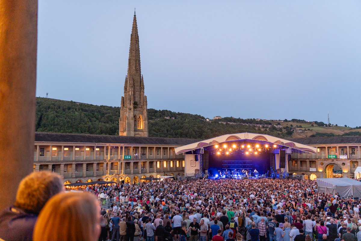 The Piece Hall tweet media