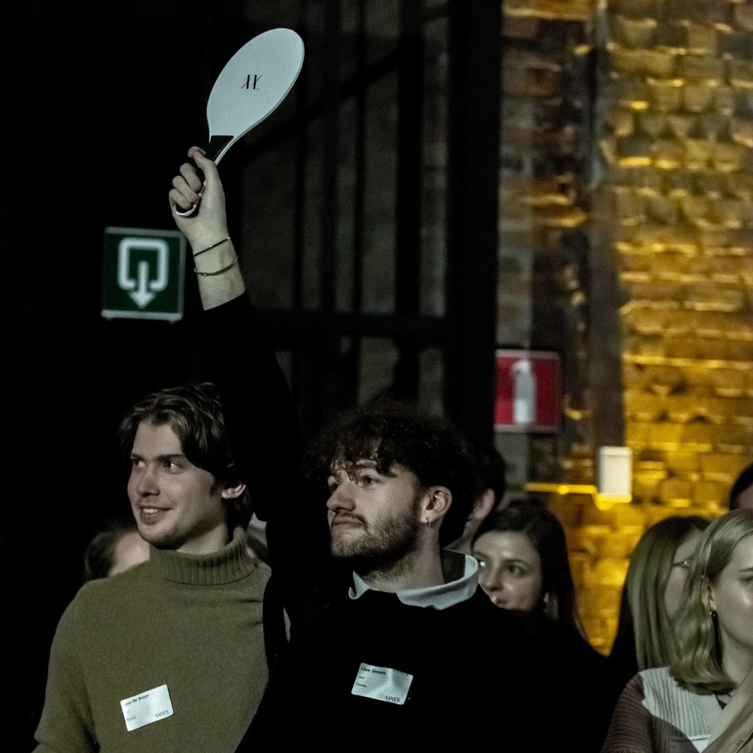 Dit was onze Meet Up 2024 📸 

We zetten 13 werknemers die meer dan 10 jaar voor ons werken in de bloemetjes, organiseerden een veiling en zamelden daardoor meer dan €12.000 in voor @komop_tgkanker en sloten vervolgens af met een feestje.