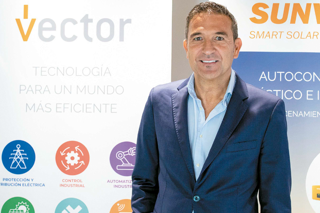 Vector__Energy's tweet photo. Entrevista a nuestro Business Development Manager Jordi Martinez en @E_Eficiencia y @adimeDistrib para analizar la actual situación del sector de la distribución eléctrica y el apoyo que puede aportar Vector Energy y SUNVEC
https://t.co/HdlJAJM0GZ
#vectorenergy #sunvec https://t.co/jke2Qj7hDO