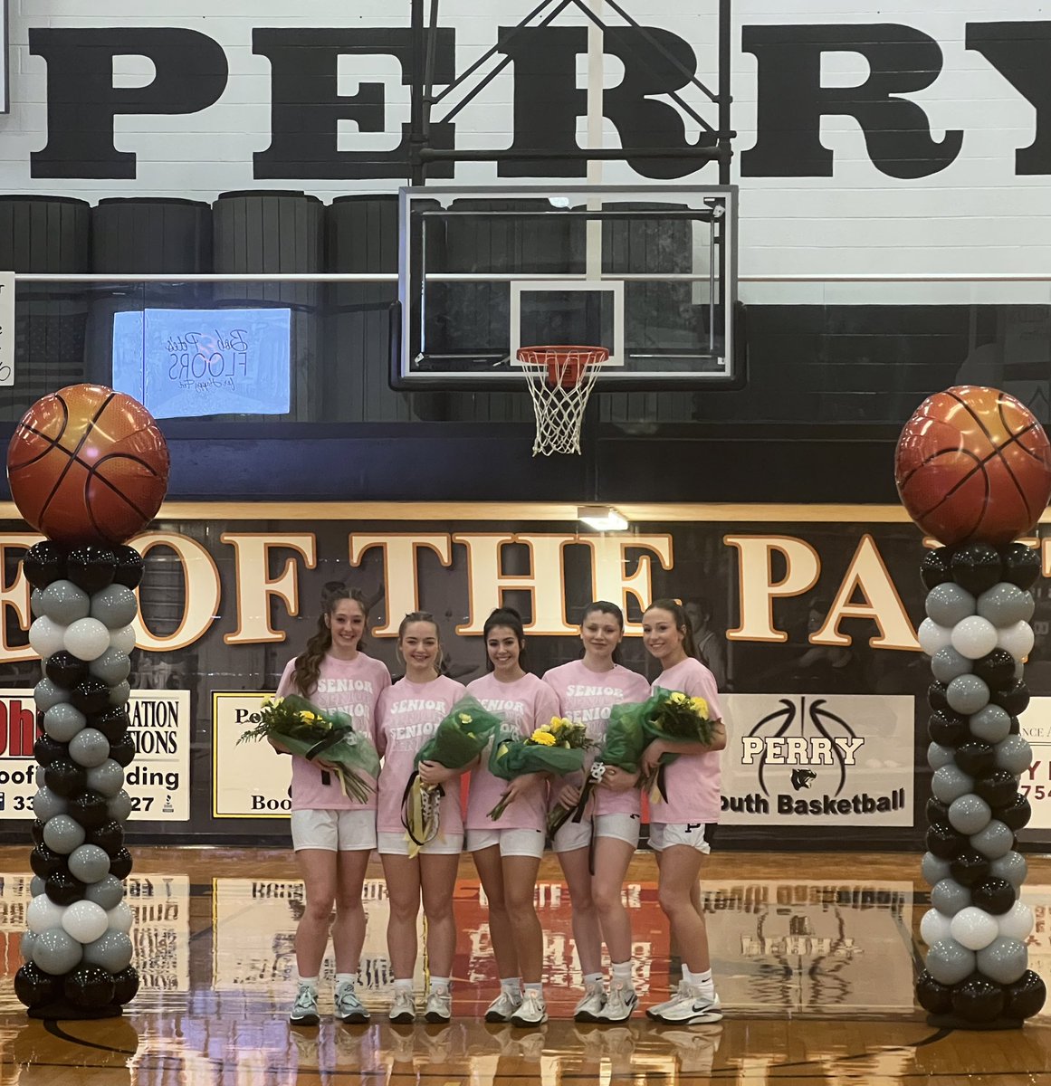 These seniors had senior night last week. They are a great group! Finish strong!! 💪 <a href="/ThePHSnews/">PHS News</a> <a href="/PerryAthletics/">Perry Athletics</a> @PERRYPANTHERS_ <a href="/phsjungle1/">The Jungle</a>
