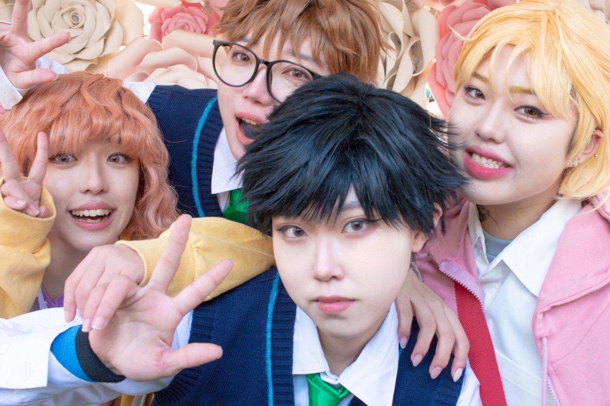 huj_ee_'s tweet photo. ~ 한솔고등학교 수학여행 우당탕탕 기념사진 ~

🖤 @boat4gong 
💛 @Large_6506
🤎 @xxxl_63
🧡 @huj_ee_ https://t.co/TEbA2C2z05