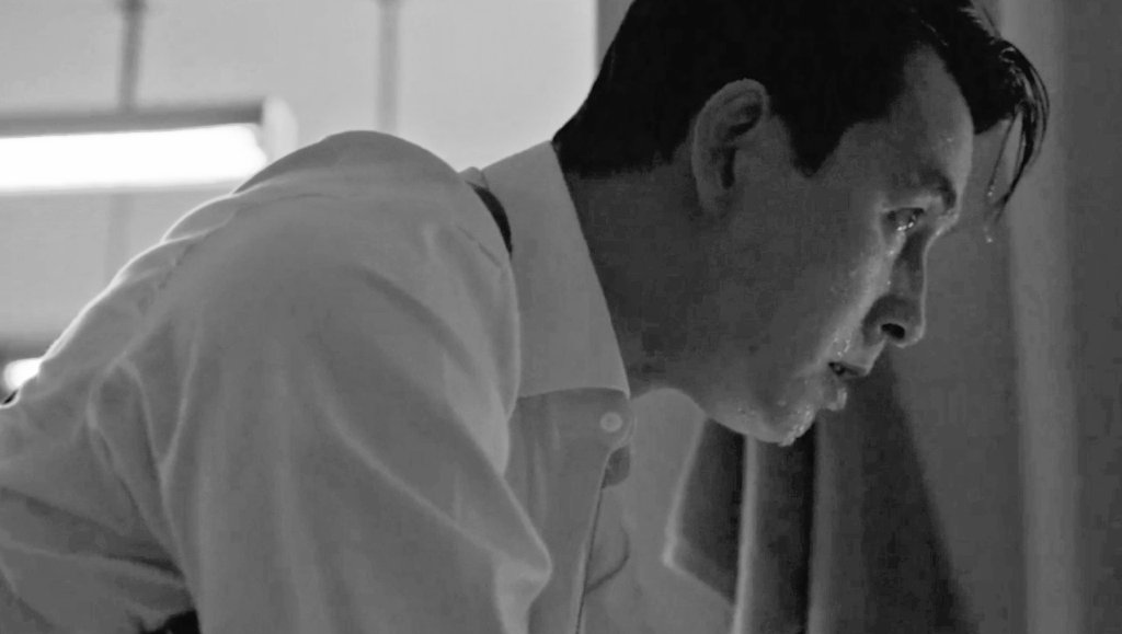 부디 잊지 않아야 한다 나의 위치를. 내 지점에서 내가 뭘 할 수 있는지.. 잊어선 안된다.