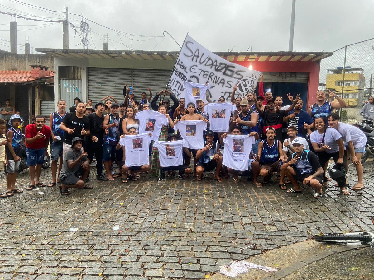 semrelatos's tweet photo. Jamais será esquecido 2k.
cria não morre, cria é eternizado.

Equipe 90tão e C.o na pista 🧟‍♂️ https://t.co/JI8S4IxUmW
