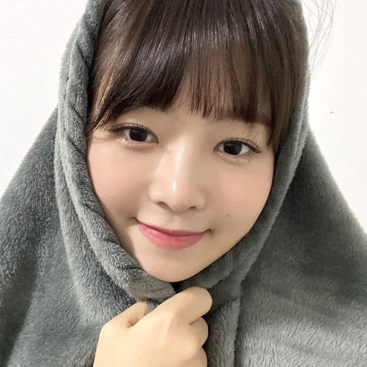 rei pics tweet media