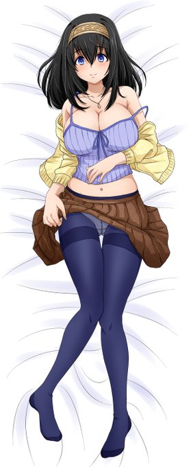 ふみふみ「寒い夜が続きますので温かい抱き枕はいかがですか?」
P「欲しいね、とは言ったけどなぜ文香さんがうちのベッドの上で寝てるのかな???」 