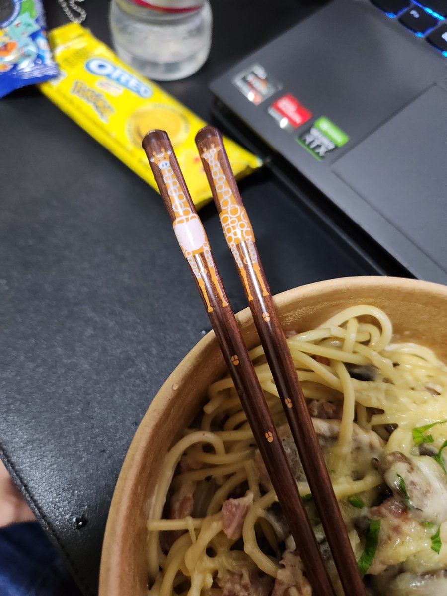 Giraffe chopsticks I got from Japan! 😊