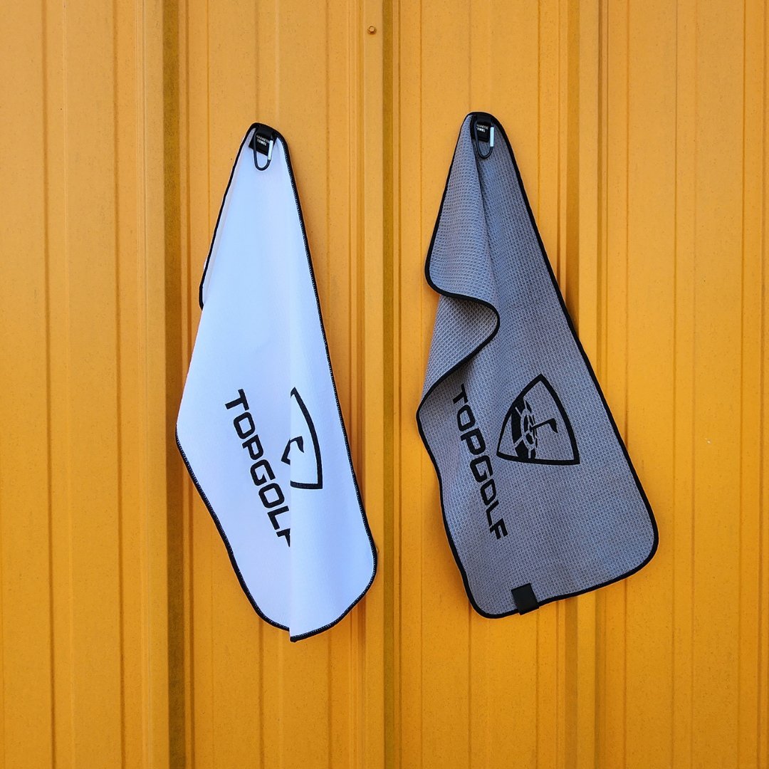 GoldBondInc's tweet photo. ✨We're starting Monday off, with our new magnetic waffle towel: MAGGY! 

Our new promo item is designed to take your game day excitement to a whole new level. ⚡️ 

Full color imprinting is also available! 🎉

#goldbondinc #promoitems #promogolf https://t.co/A2I4ilbqHd