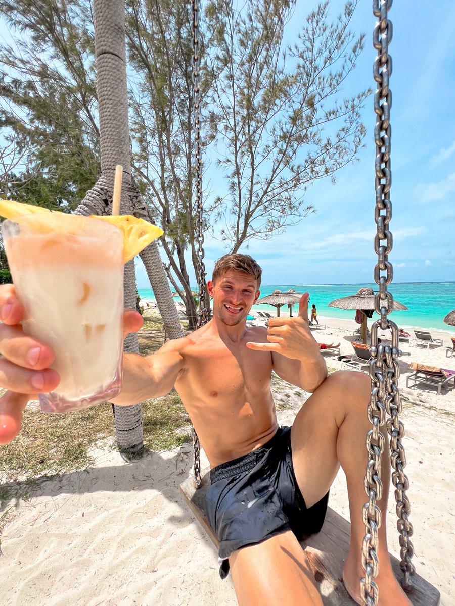 Have a break, have a cocktail! 😜🍹 

📸 __mauritius__

#CMauritius  #MyCignature #VacationMode #InnerChildUnleashed #TropicalBeverages #CocktailLovers