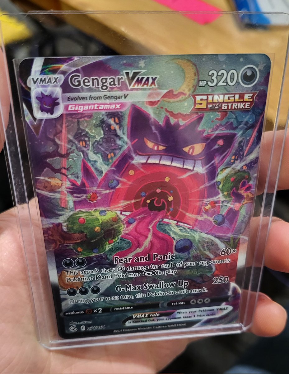 Got my first real lucky Pokémon TCG pull at the Liverpool Reigonal Championship this weekend, transporting it home very carefully today haha