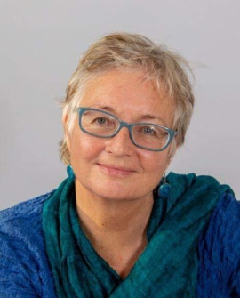 BridportPrize's tweet photo. Bridport Prize Family news! 

Congrats to @LaniohanlonO, former poetry award winner, whose debut collection ‘Landscape of the Body’ is out now with @dedaluspress. More info here https://t.co/8p5ibfu14t

Competition deadline 31 May https://t.co/whjtTRnJnz
#Poetry #MondayMotivation https://t.co/dIADc8k9ir