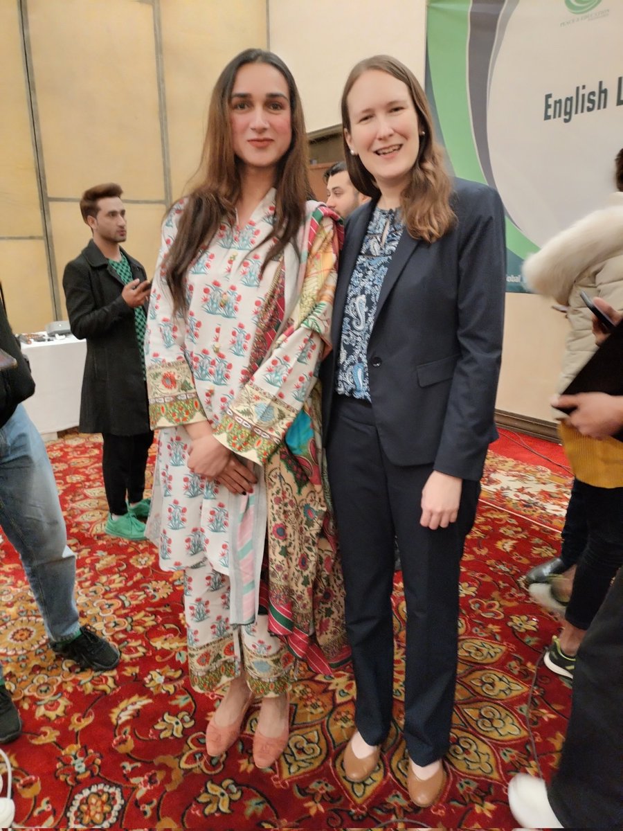 A beautiful start of the day with a  kind heart lady  Consul General 
 Ms Kristin K. Hawkins
US consulate Lahore.😊😊😊😊
<a href="/usembislamabad/">U.S. Embassy Islamabad</a> <a href="/usconsulatekhi/">US Consulate Karachi</a> @PEF