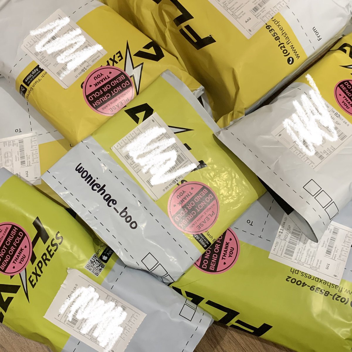 softeawons's tweet photo. โ #softeaupdates . . โก
๊ฐ๐๊ฑ sco free claims ^_^
๏น hi good morning ! done packing 22 items today, for pick up sila lahat tom.
thank u so muchhh everyoneee ! https://t.co/TYsdF0b47b