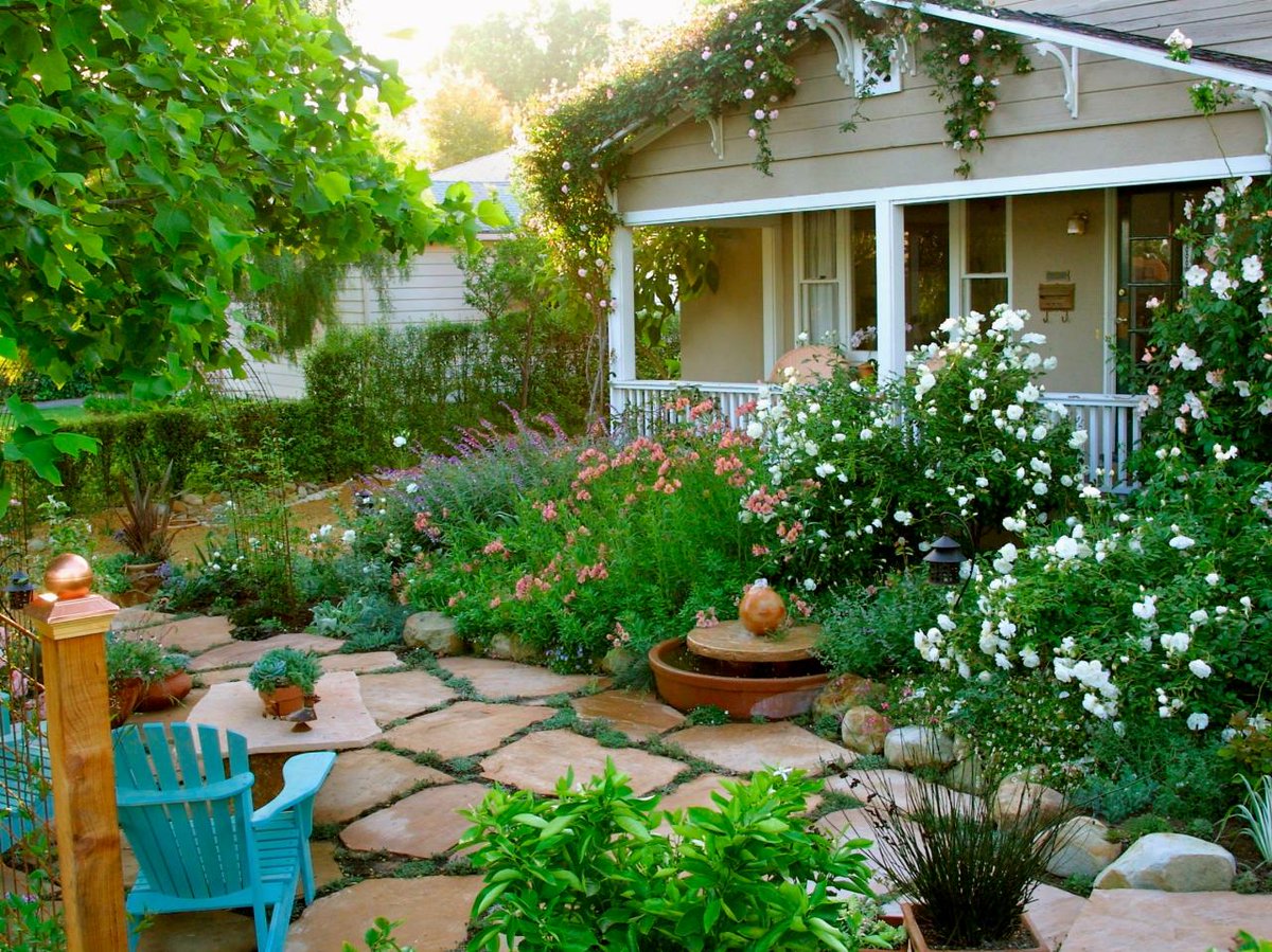 Cultivate your green haven and watch your garden dreams blossom! 🌷🌿 Elevate your gardening game with our essentials.

#GreenThumbGang #GardenDreams #BlossomMagic #GrowYourOwn #GardenLove #PlantParenting #BloomingBeauty #GardenGoals #BackyardBotanist #NatureInYourHands