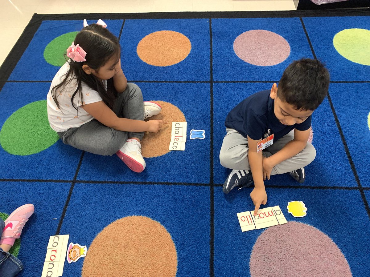 Elizabeth Gonzalez tweet media