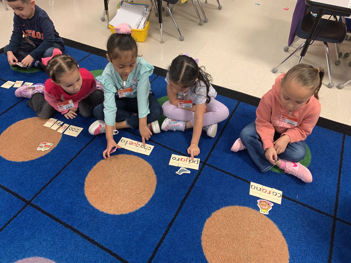 Elizabeth Gonzalez tweet media