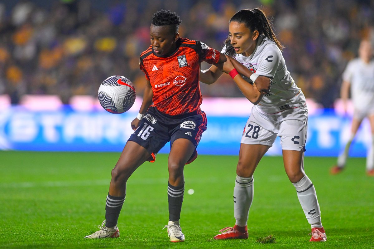 LigaBBVAFemenil's tweet photo. Bloqueo 🚧 ᴘᴇʀʀÍꜱɪᴍᴏ

@quintos_bibi ha destacado en su posición al sumar 2⃣0⃣ duelos defensivos exitosos al momento👊 https://t.co/BUUgtLu8Kc