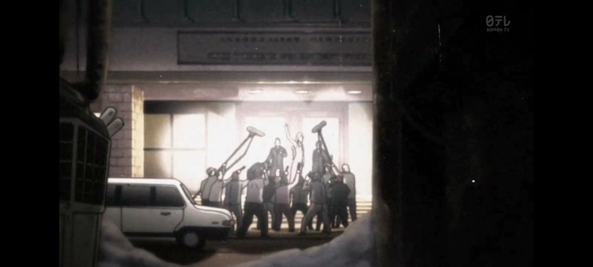 alisama02's tweet photo. El fuera de campo es un concepto que trata sobre que hay fuera de los límites de la imagen.

La tercera foto forma parte de una secuencia en la que Togashi nos expone a una continua desigualdad entre clases.

La rosa de la última imagen es un hongo nuclear.

Hunter x Hunter  2011 https://t.co/OQEqneqy5k
