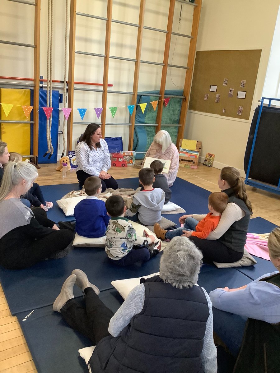 Our ELC invited their families in for a storytelling afternoon today. Sharing, swapping and creating their own story, while enjoying some popcorn. #NationalStorytellingWeek <a href="/EarlyYearsAngus/">Julia Gardner</a> <a href="/scottishbktrust/">Scottish Book Trust</a> <a href="/AngusCouncil/">Angus Council</a> <a href="/ESTeamELC/">ES Team ELC</a>