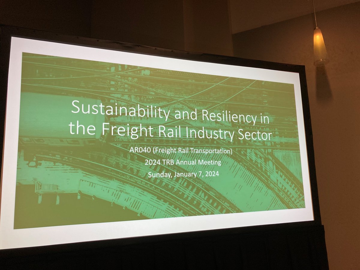 CREATE_Chicago's tweet photo. Several #CREATEProgramChicago partners were excited to attend & participate in the Transportation Research Board (TRB) Annual Meeting. We gained insight from leading academics, government leadership, vendors and private sector change makers on all modes of transportation. #TRBAM https://t.co/qIwXP8Kum5