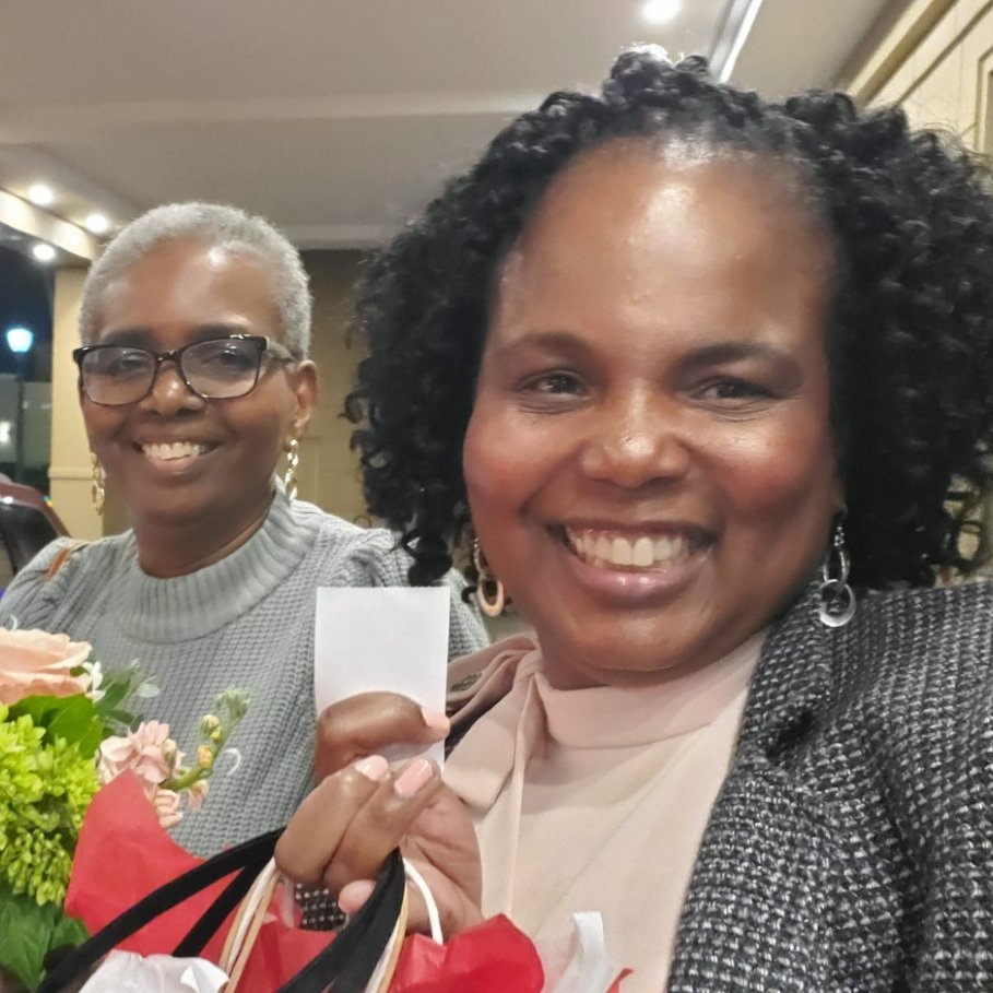 dspringses's tweet photo. Our fabulous Teacher of the Year - Ms. Martin - being honored at the Teacher of the Year Banquet!  @vbschools @VBPreK @VBTitleI @B4wdfocused @kjdrosinos @donrobertson20 https://t.co/BsNMKnCYLu