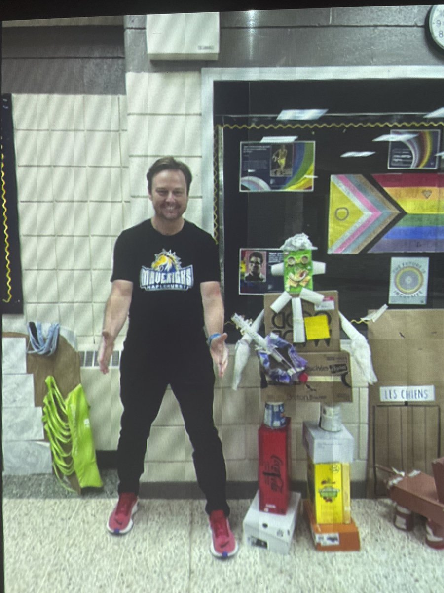 MsGraceGomer's tweet photo. We had fun accepting Planet Patrol’s recycled art challenge this month by creating our own life sized Mr. Breckels, complete with his very own guitar! @MrBreckels @MaplehurstPS https://t.co/VV83Tqx7bZ