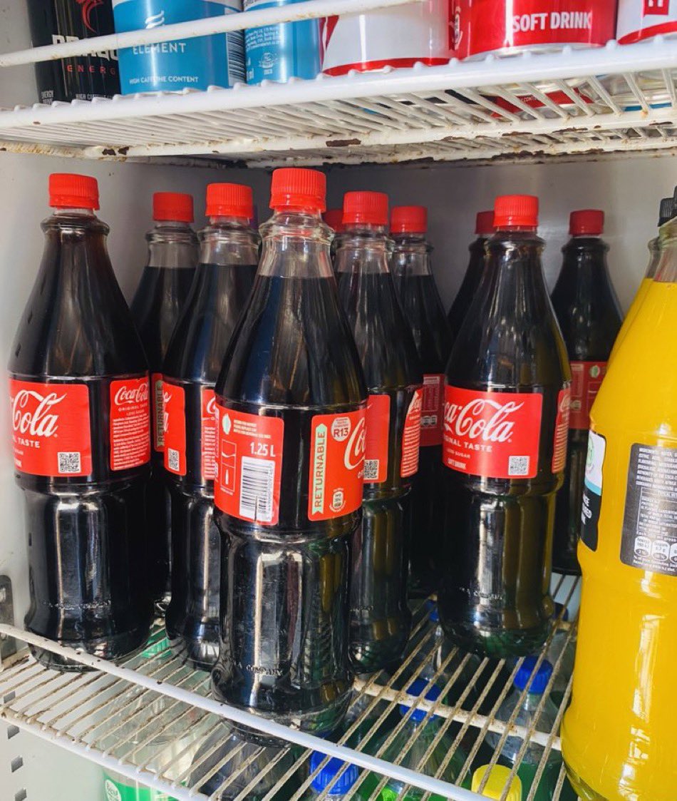 WHAT IS THIS😫🙄? It is matter of time before some of the trusted retailers start selling fake drinks to cut costs as little is done by the authorities to stop the fake products distribution #cocacola #retailsolutions #customerservice