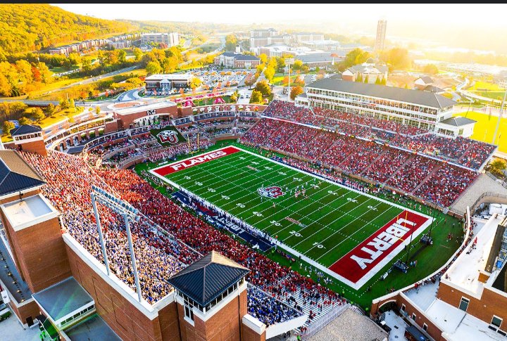 Blessed to receive another offer from!!!!🔥🔥🔥 #AGTG @LibertyFootball @coachwaites @AthleteLevel @SeanW_Rivals @coachkriesky @RHS_WarriorsFB @Coach_Rayl @jbarnes005 @coachpel