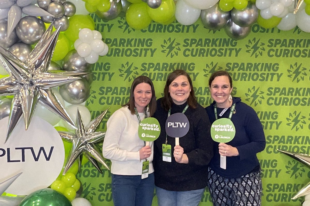 LindseyyAyers's tweet image. So excited to be at #SparkingCuriosity @PLTWorg