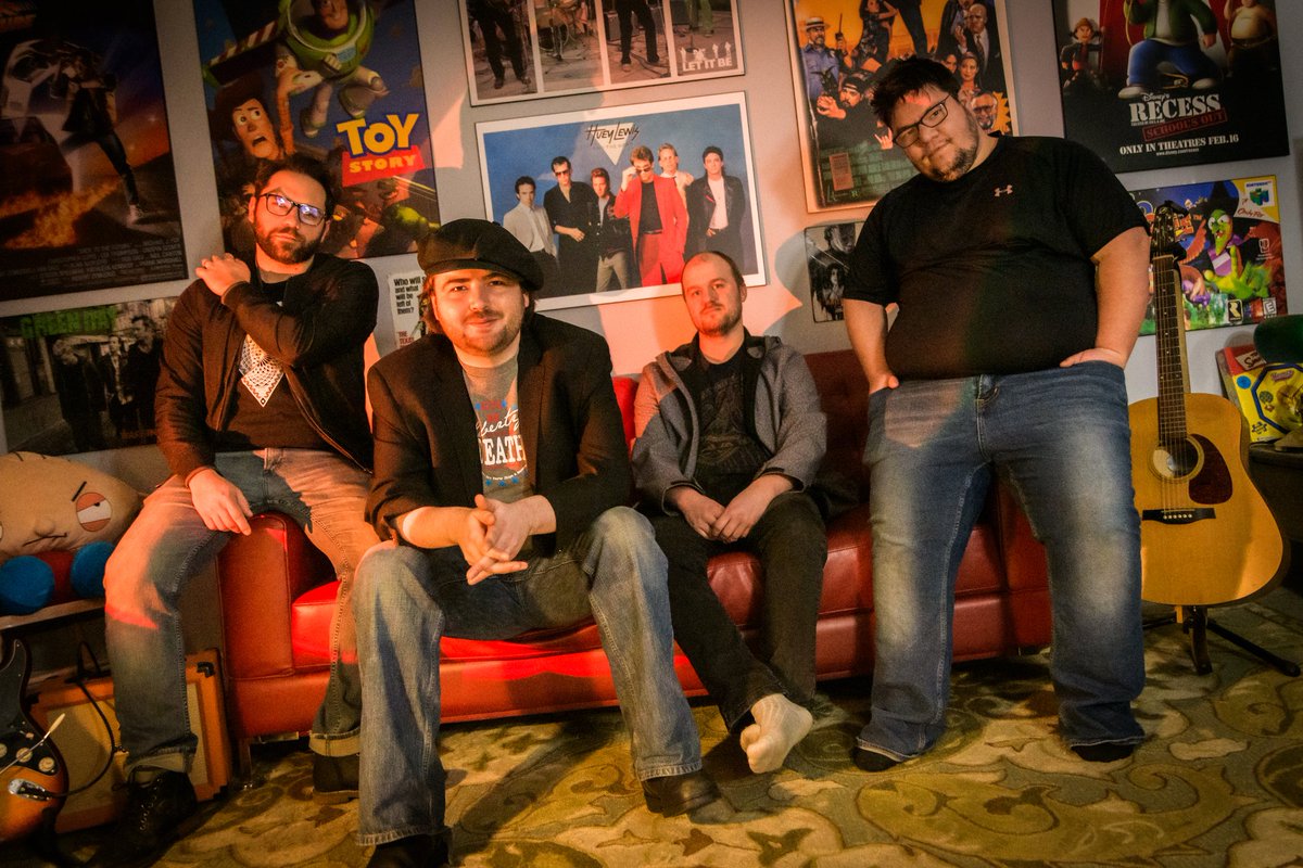 MaxandhisEquals's tweet photo. We had a wonderful photoshoot with the talented local photographer Virginia Maria Meeks.

#musicians #music #rock #rockmusic
#canadianrockmusic #ygkmusic
#recordingstudio #canadianmusic
#kingstonmusic #bandphotography
#photoshoot https://t.co/lokE4qSgx6