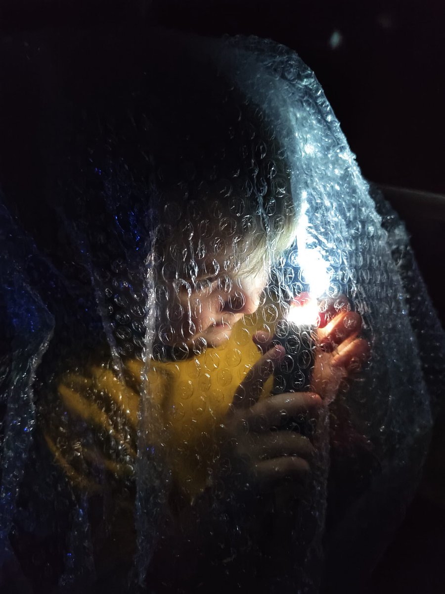 aula_teatre's tweet image. CREATIVE WEEK 2024 
Taller Creatiu de Llum amb infants. Gràcies al @LaPaneraLleida  per facilitar part del material del taller. #Llum #Teatre @paerialleida @educaciolleida 
mailchi.mp/auladeteatre/c…