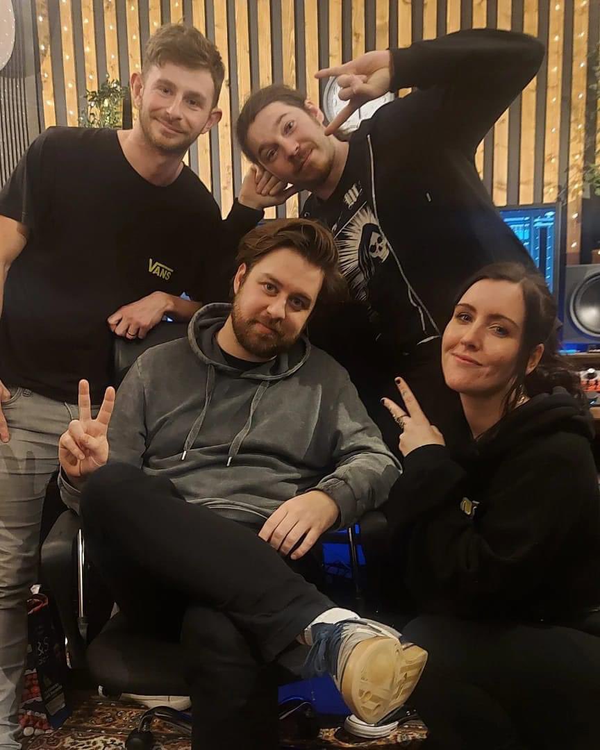 🌙RECORDING 🌙

That's a wrap on EP 3! 🔥 Big shout out to Simon Jackman for being an absolute legend as always 🖤

If you want a sneak peak you can catch us supporting Kite Thief and Andromedous at the BEAR CAVE in Bournemouth on the 23rd of Feb! 🤘

Let's Give Em Hell!

🌙