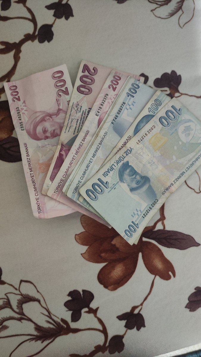 Kim harçlık istiyor