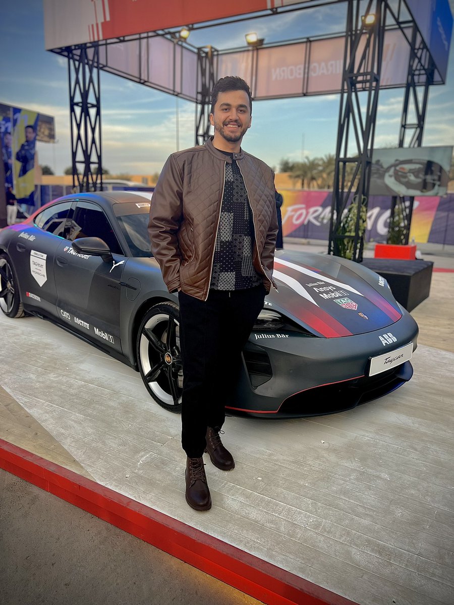 wazzer_hesham's tweet photo. Formula One 1️⃣♥️
a day to remember ♥️ https://t.co/7A8EK0A4AA