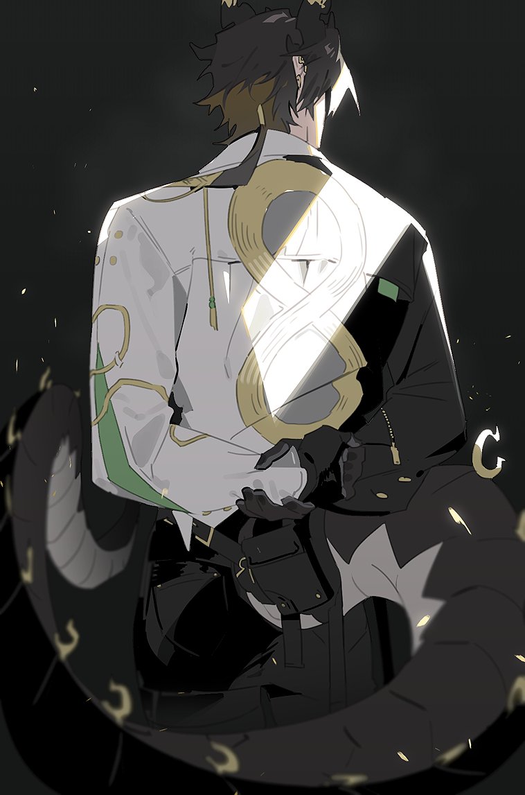 m1n0m1n's tweet photo. 옷 뒷모습은 어떠케 생겼을까 그냥 컨셉아트북 팔아주시오 https://t.co/QMNrxvxNA2