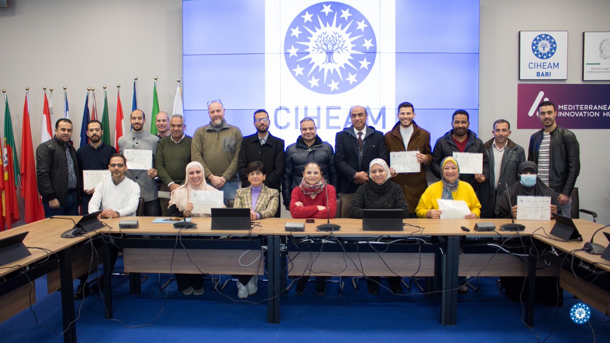CIHEAMBari's tweet photo. #WaterKnowledge project
12 high level researchers, engineers&ministerial officers from different Egyptian🇪🇬 institutions, participated to a #threeweektraining, conceived and successfully implemented by CIHEAM Bari researchers and officers. https://t.co/iRFuU1Pg9E
