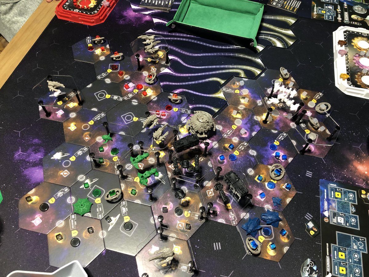 Always a good weekend when Eclipse: Second Dawn hits the table!  5p game filled with diplomacy, intrigue, broken alliances and sprinkled with just enough Pew-Pew!!    #boardgames #Eclipseseconddawn