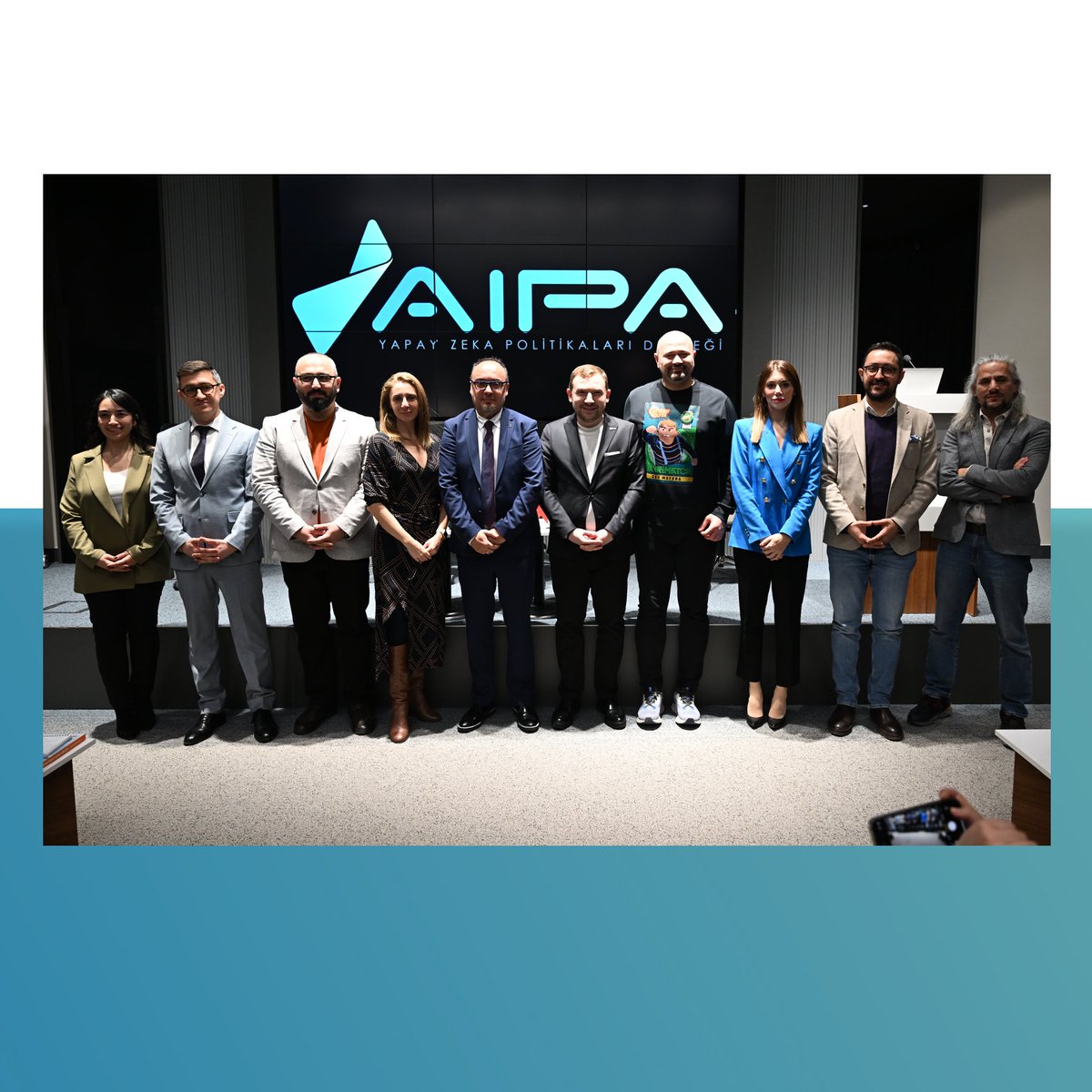 aipaturkey's tweet photo. Tomorrow Meetings 70'i düzenledik. Katılım için teşekkürler!

We organized Tomorrow Meetings 70. Thanks for joining!

#aipaturkey #ai #yapayzeka #TomorrowMeetings 🧠🤖🦾 https://t.co/3kTZZWGIbw