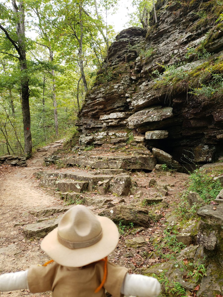 RangerSarahAdv's tweet photo. Ranger Sarah reaches the Devil's Den on Devil's Den Trail.
— at Devil's Den State Park, Arkansas.

#adventuresofrangersarah #rangersarah #hike #hikingtrails #hikingadventures #hiking #geology #arkansasstateparks #devilsdenstatepark #Arkansas #hikearkansas https://t.co/laOPAdarjZ