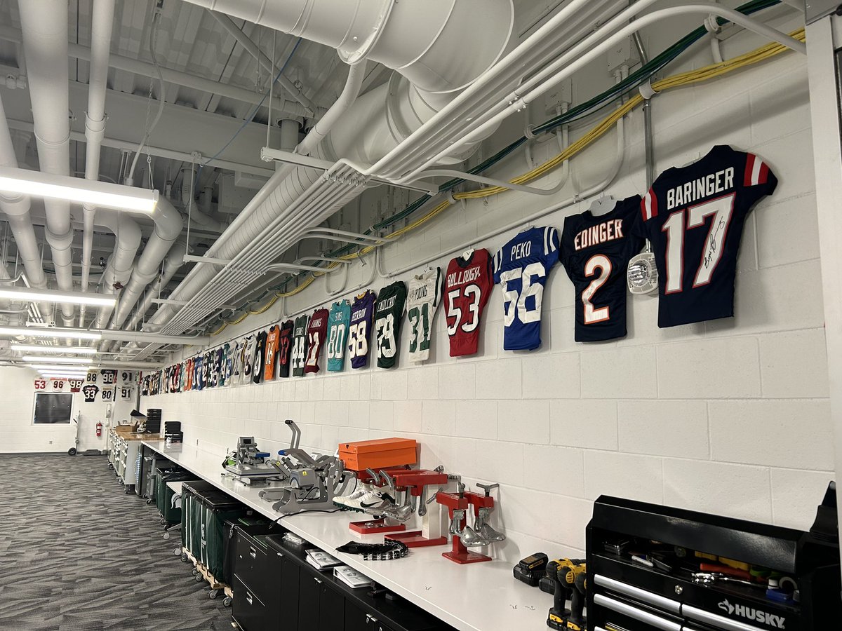 SpartanFB_eq's tweet image. Thanks to Bryce Baringer for making the newest additional to our new Equipment room!