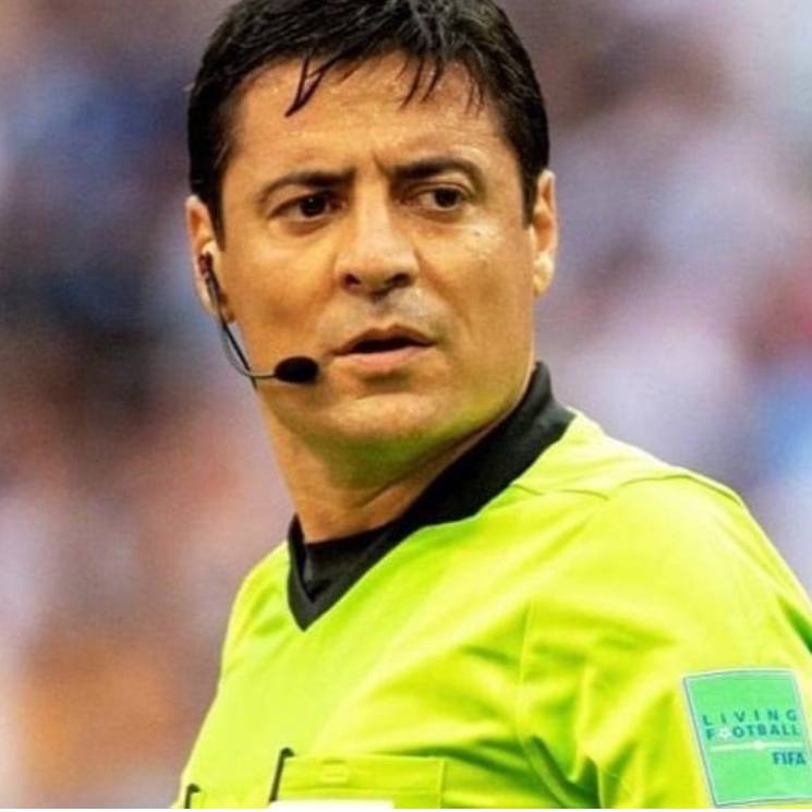 MustafaAlmsawdy's tweet photo. لست خجولاً حين اصارحك يا #ابن_الكحبة 

على الاتحاد العراقي مقاضاة الحكم .

#كأس_اسيا_2023 #العراق_الاردن #قطر #العراق https://t.co/3s9fNCYdFc