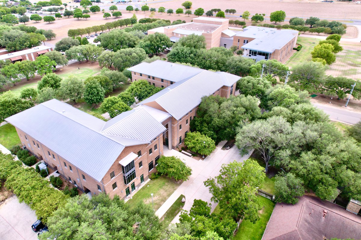 The countdown is on…🗓️ Our ‘Regular Decision’ application is due on February 1st so if you want to make TLU your home, don’t forget to hit submit! 🔘 As a reminder your admissions application also counts as your scholarship application. Apply today: tlu.edu/admissions-aid…