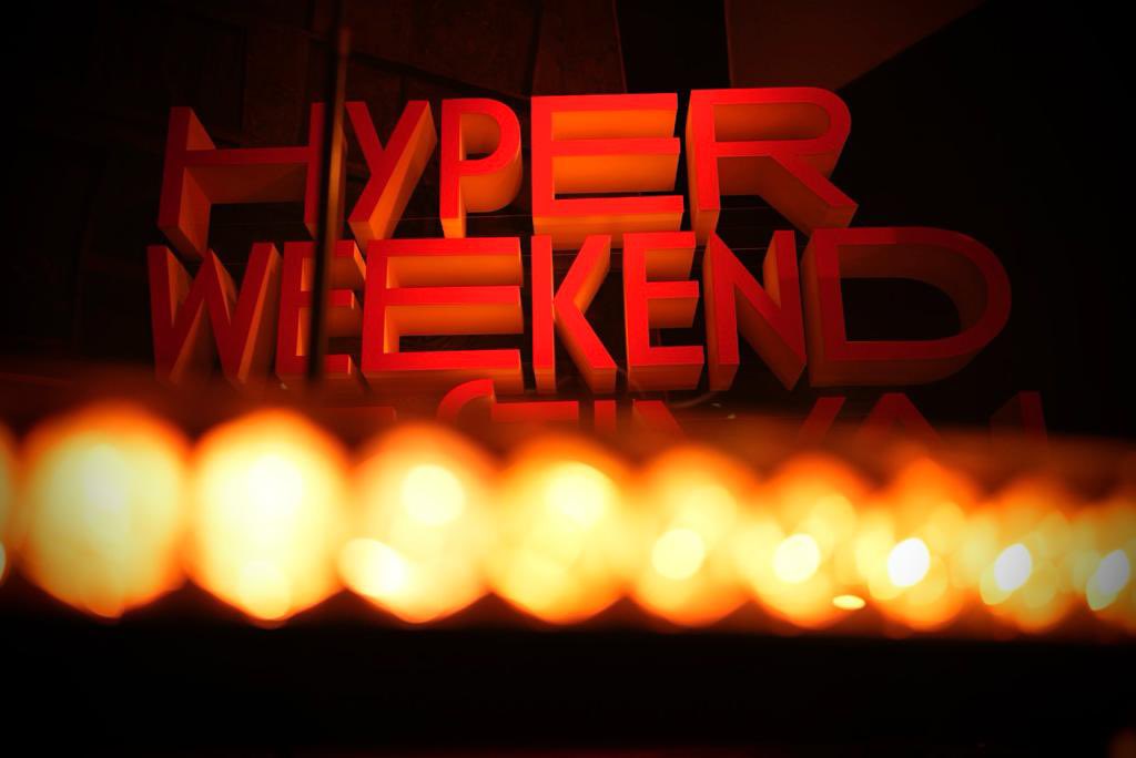 Encore une édition exceptionnelle de @HyperWeekendF ! Pour la 3e fois, pendant 3⃣ jours et 3⃣ nuits, la @Maisondelaradio et de la Musique a vibré au rythme des concerts, des créations inédites, des performances et des masterclasses. 💙MERCI à tous les festivaliers, les