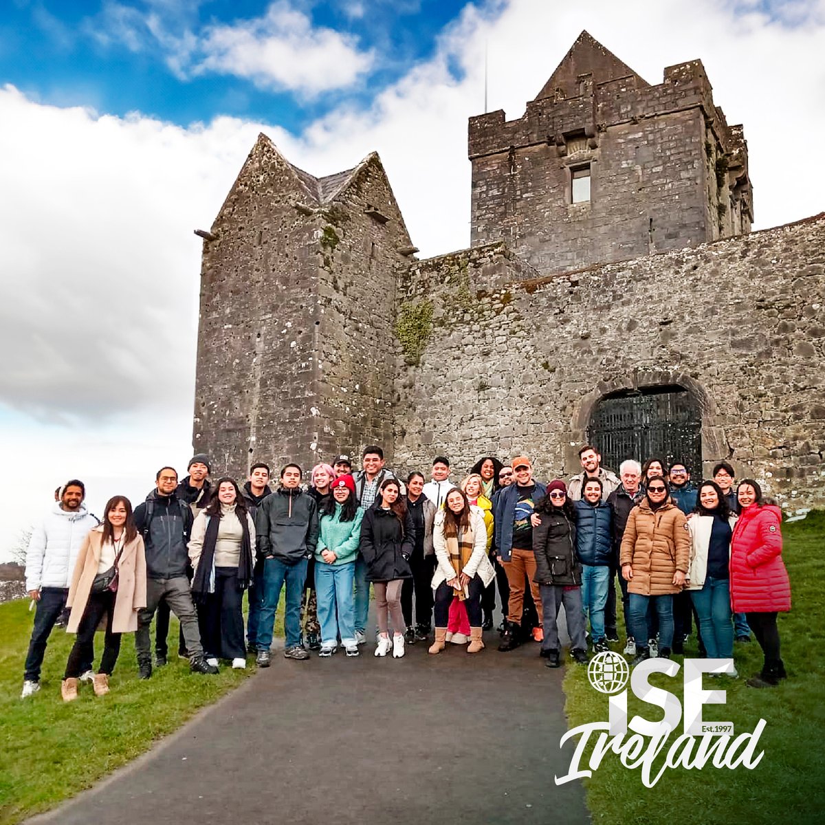 LearnEnglish_IE's tweet image. Thank God we got some good weather for our trip to the West of Ireland on Saturday. We had a memorable day. Thanks to everyone who joined. #cliffsofmoher #dunlucecastle #burren