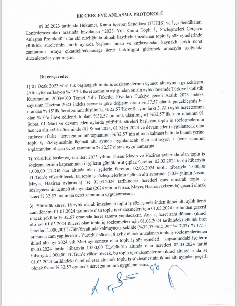 hasanatak026's tweet photo. Bir işçi sendikasının şube başkanı olarak söylüyorum;İmzalanan bu protokole onayımız yoktur.Büyük bir aldatmaca ve işçi sınıfını kandırmaktır.Türk İş’in görevi üyeleri geçim sıkıntısı çekerken Hükümetlerin işini kolaylaştırmak değildir. Yazıklar olsun. @turkiskonf https://t.co/oSCvhcdW7Z
